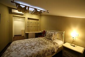 Vintage Hotel
