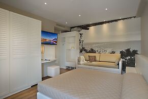 Embassy Hotel & SPA