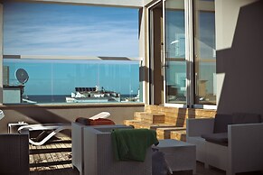 Embassy Hotel & SPA