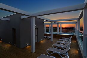 Embassy Hotel & SPA
