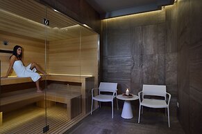 Embassy Hotel & SPA