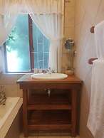 Assegaaibosch Country Lodge