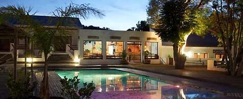 Assegaaibosch Country Lodge