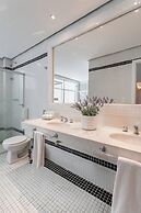 Suntory Business Hotel