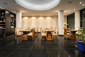 Suntory Business Hotel