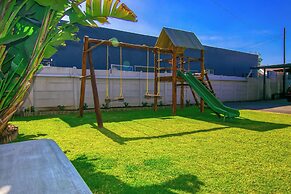 BM Gardens Apartment Hotel