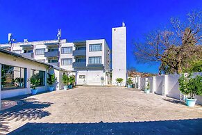 BM Gardens Apartment Hotel