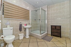 BM Gardens Apartment Hotel