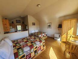 DENALI'S ALASKAN SPRUCE CABINS