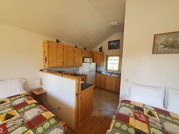 DENALI'S ALASKAN SPRUCE CABINS