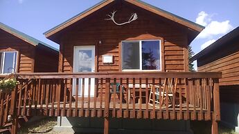 DENALI'S ALASKAN SPRUCE CABINS