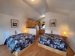 DENALI'S ALASKAN SPRUCE CABINS