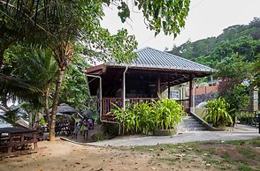 Surfers Self-Catering Chalets