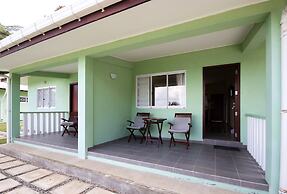 Surfers Self-Catering Chalets