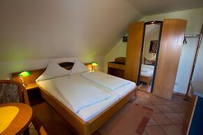 Hotel Garni Schneevoigt