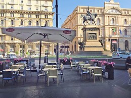 Piazza Bovio 22