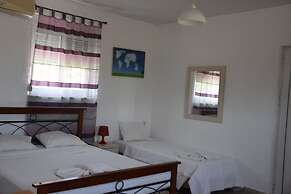 Kiotari Beach Apartments - Studios