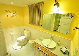 The Blue Sky Khao Kho