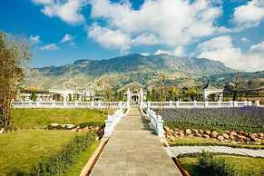 The Blue Sky Khao Kho