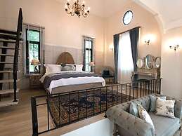 The Blue Sky Khao Kho