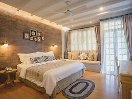 The Blue Sky Khao Kho