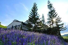 The Blue Sky Khao Kho