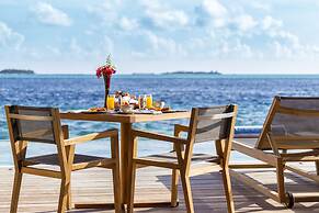 Hurawalhi Island Resort