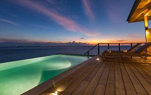 Hurawalhi Island Resort