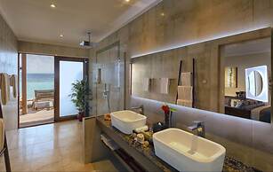 Hurawalhi Island Resort