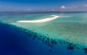 Hurawalhi Island Resort