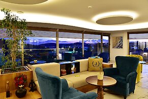 Jasmin Elite Residence & SPA