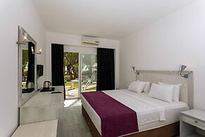 Charm Beach Hotel - All Inclusive