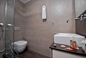 Xenia Hotel