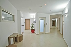 Xenia Hotel