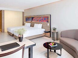 Novotel Phuket City Phokeethra Hotel