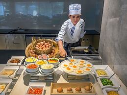 Novotel Phuket City Phokeethra Hotel