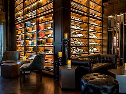 Novotel Phuket City Phokeethra Hotel