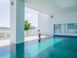 Novotel Phuket City Phokeethra Hotel