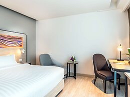 Novotel Phuket City Phokeethra Hotel