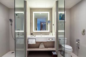 Novotel Phuket City Phokeethra Hotel