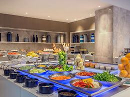 Novotel Phuket City Phokeethra Hotel