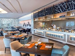 Novotel Phuket City Phokeethra Hotel