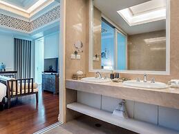 Novotel Phuket City Phokeethra Hotel