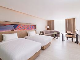 Novotel Phuket City Phokeethra Hotel