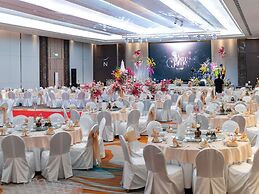 Novotel Phuket City Phokeethra Hotel