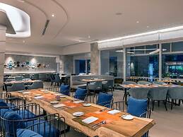 Novotel Phuket City Phokeethra Hotel