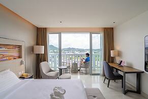 Novotel Phuket City Phokeethra Hotel