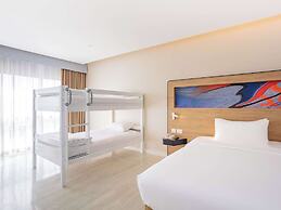 Novotel Phuket City Phokeethra Hotel