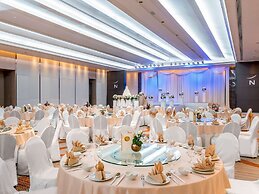 Novotel Phuket City Phokeethra Hotel