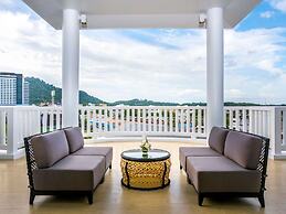 Novotel Phuket City Phokeethra Hotel